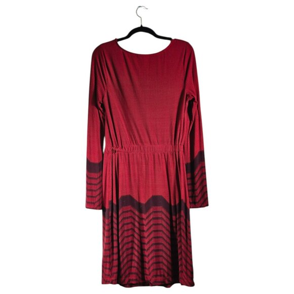New York & Co Size Medium Dress Long Sleeves Sweater-like Pattern Red Black - Picture 6 of 8